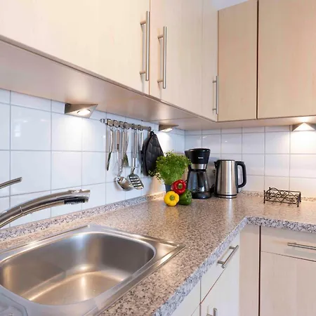 Str150b Residenz Johannsens F Apartment *